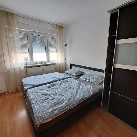 アパート Charming Center